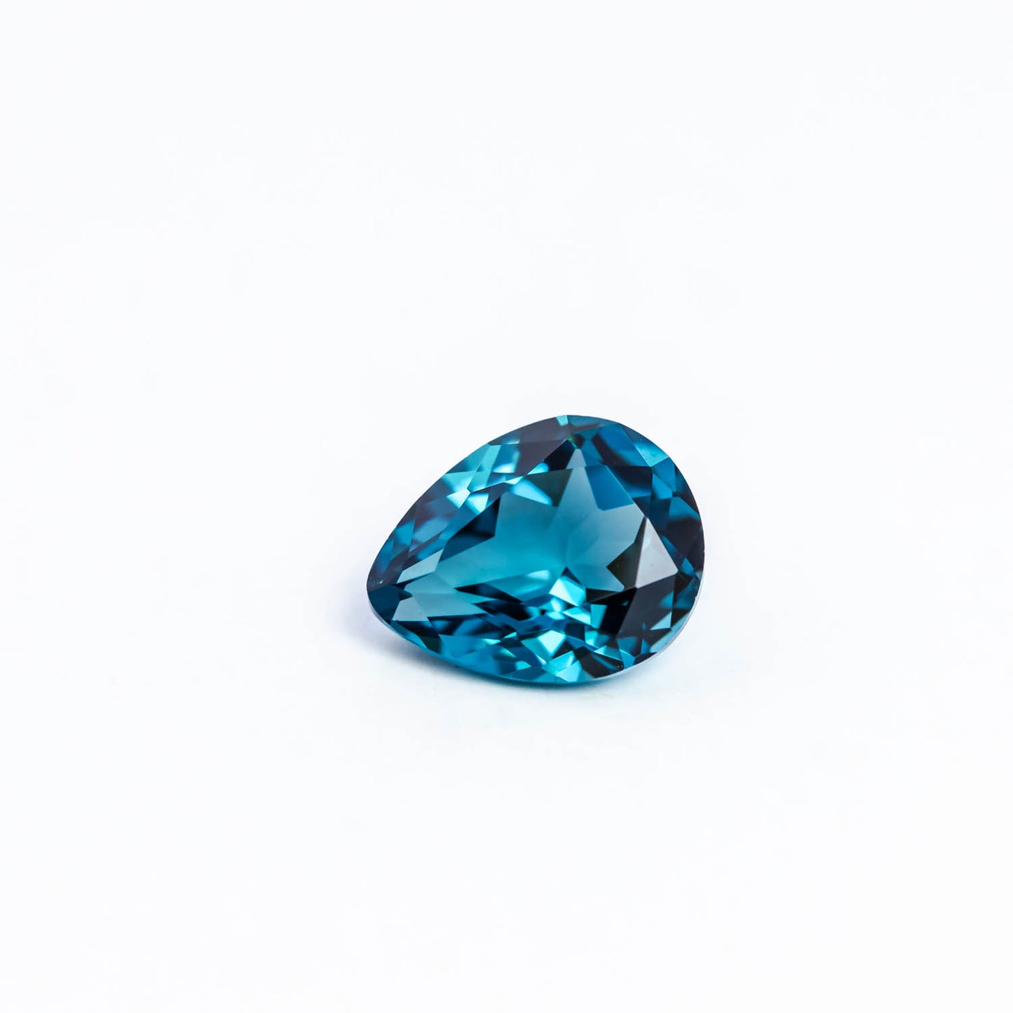 Nanosital #46 Topaz London Blue Medium Pear 10*8 mm