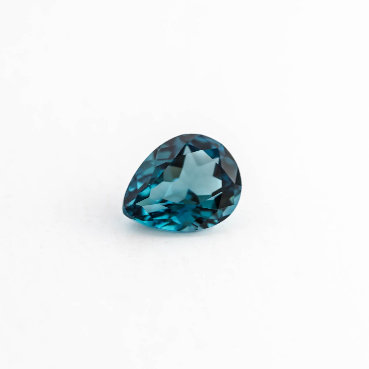 Nanosital #46 Topaz London Blue Medium Pear 10*8 mm