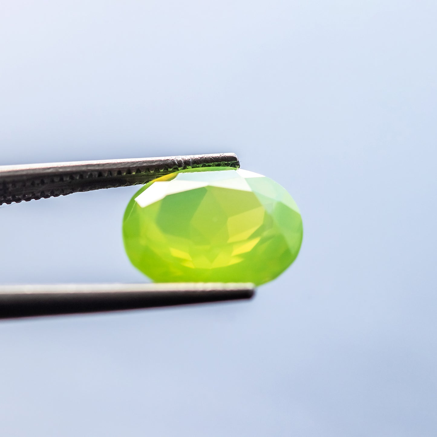 Nanosital #0012/1 Opal Kryptonite Medium Oval 10*8 mm