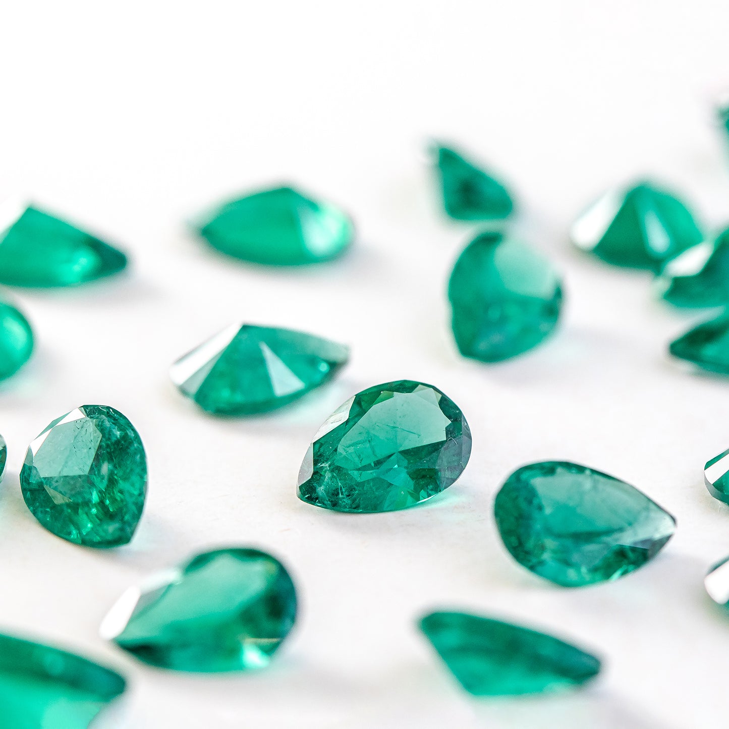 Nanosital #Z-22/B Emerald bluish with inclusions Pear 10*7 mm