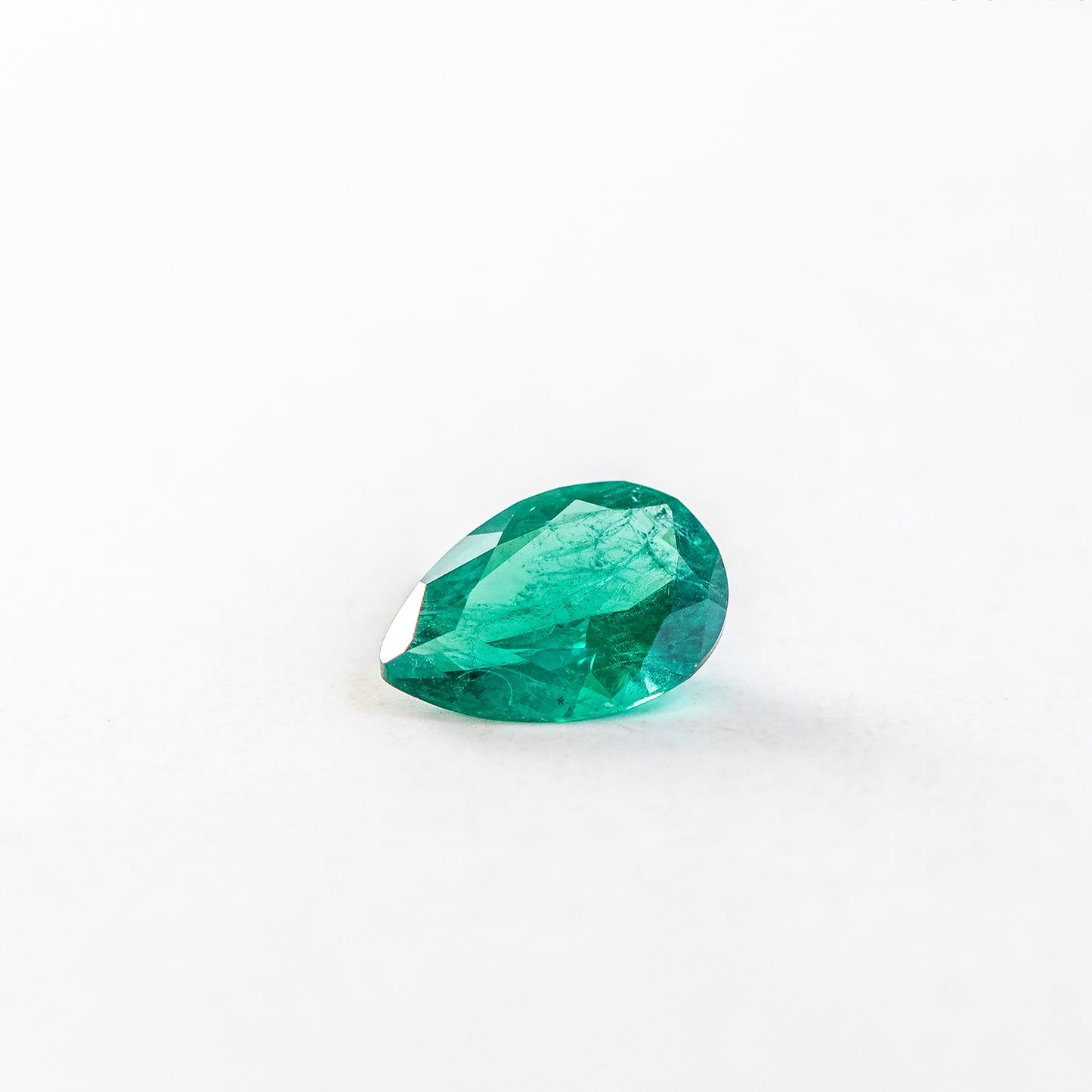 Nanosital #Z-22/B Emerald bluish with inclusions Pear 10*7 mm