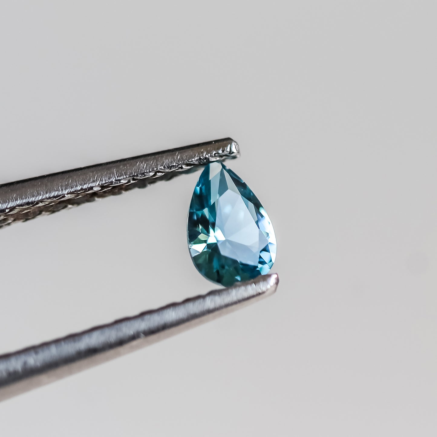 Nanosital #46 Topaz London Blue Pear 6*4 mm
