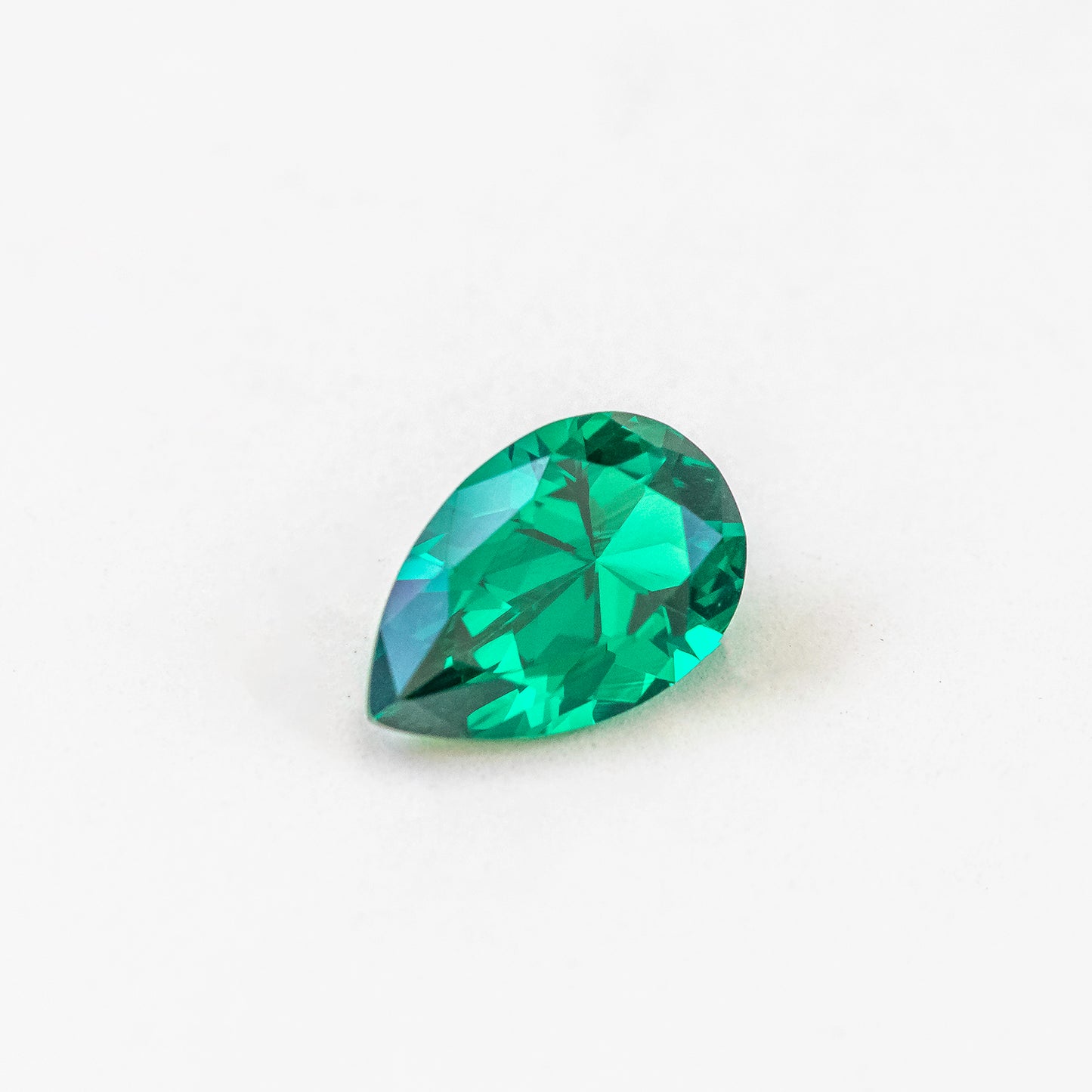 Nanosital #0/2 Emerald Pear 12*8 mm, 10*7 mm, 9*6 mm
