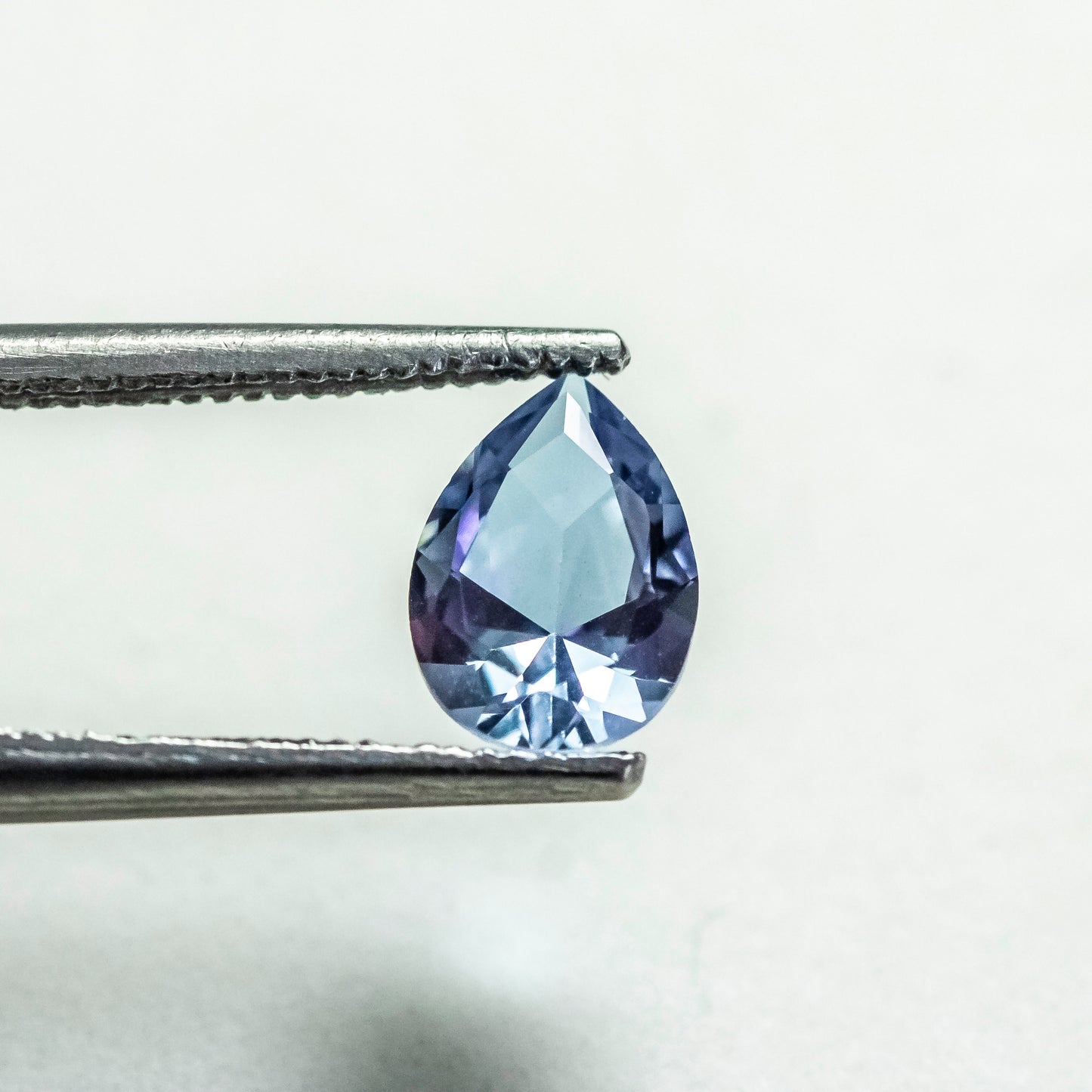 Nanosital #E-114 Color Change Pear 7*5 mm
