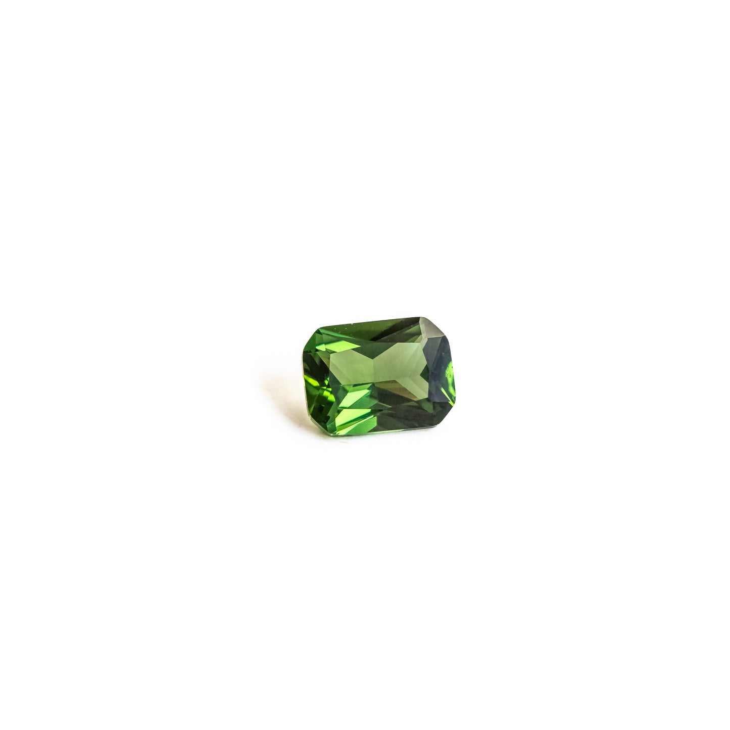 Nanosital #A-450 Chrome diopside Octagon 8*6 mm