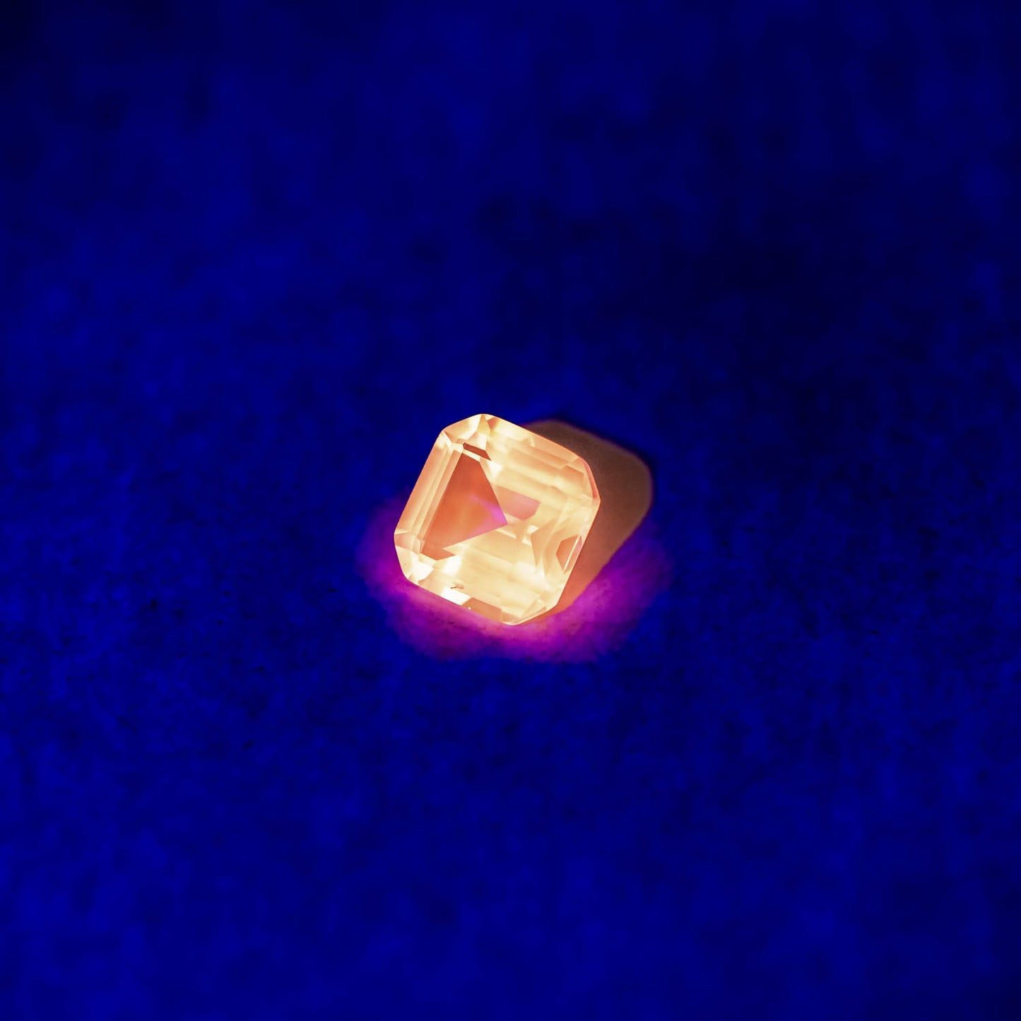 Nanosital #E-377 UV Very Light Yellow Octagon 8*8 mm