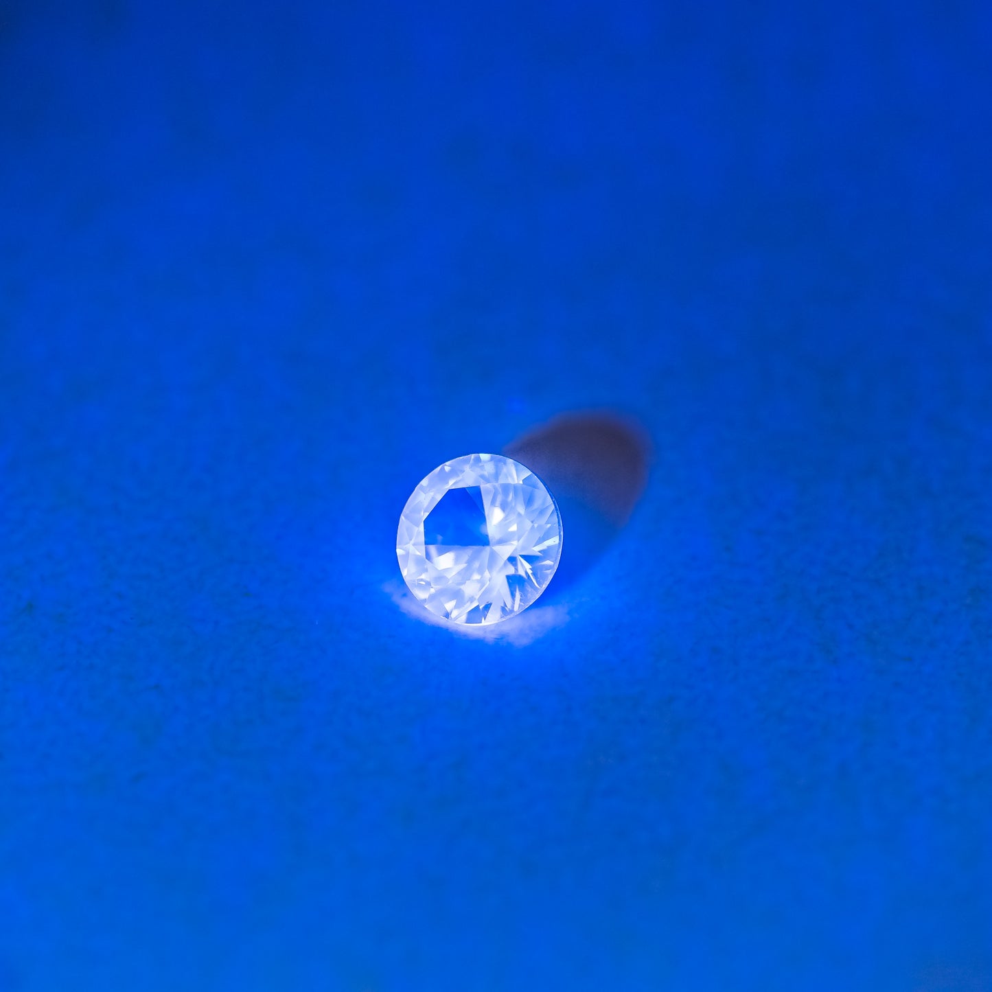 Nanosital #E-273 UV Lavender Round 6 mm