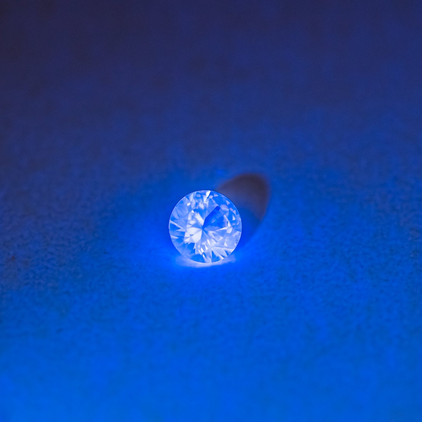 Nanosital #E-273 UV Lavender Round 6 mm