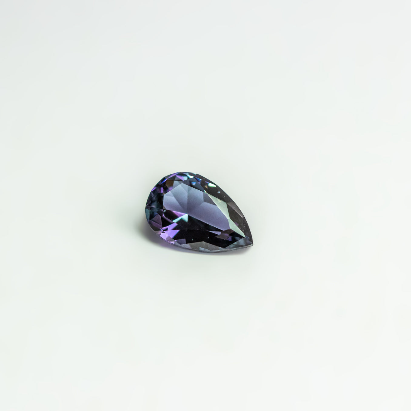 Nanosital #E-116 Color Change Pear 9*6
