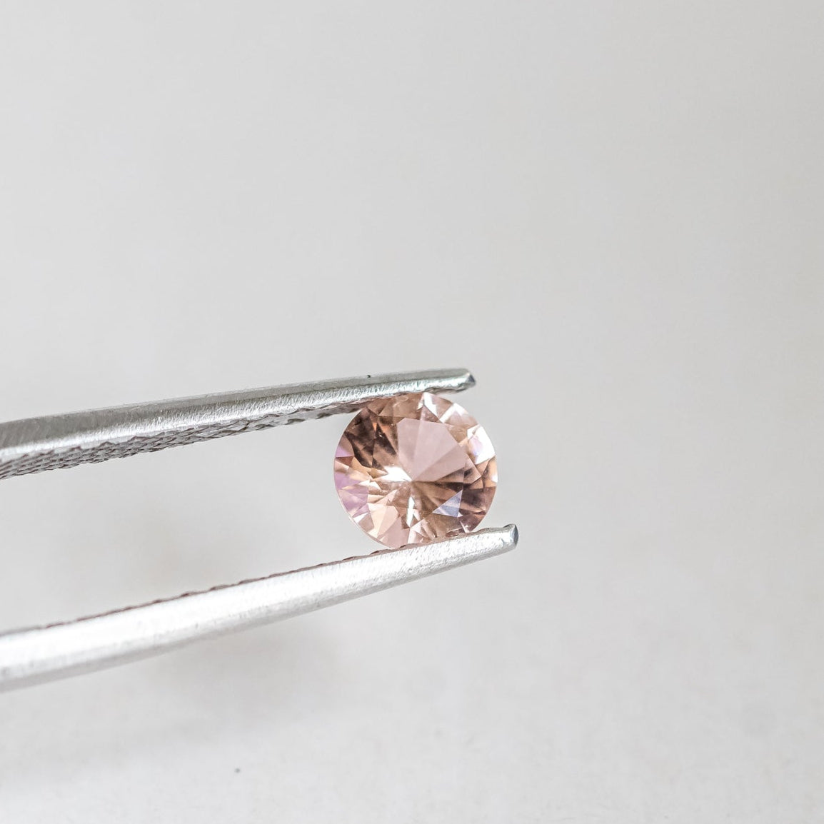 Nanosital #777 Champagne Round 6.5 mm