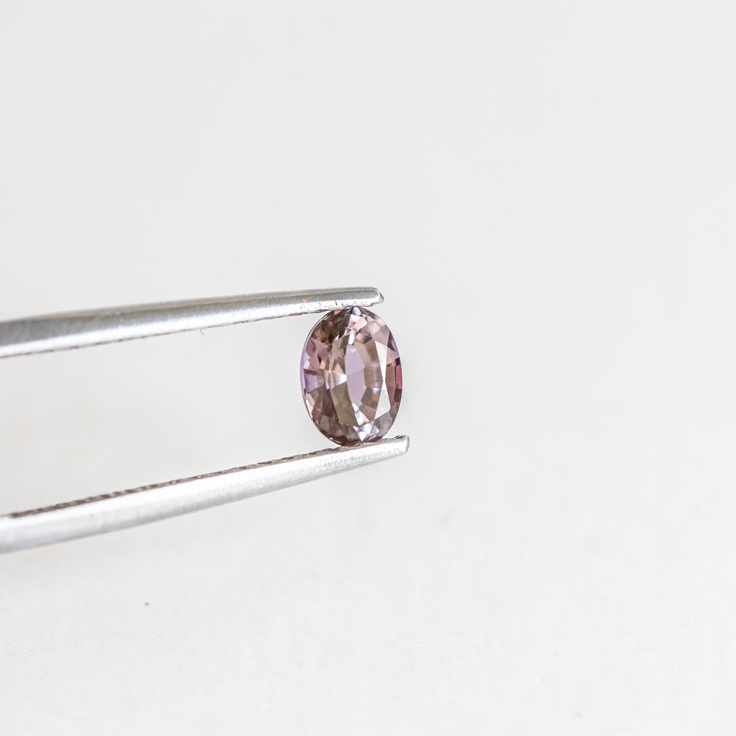 Nanosital #NZ-2 Color Change Oval 10*8 mm, 7*5 mm