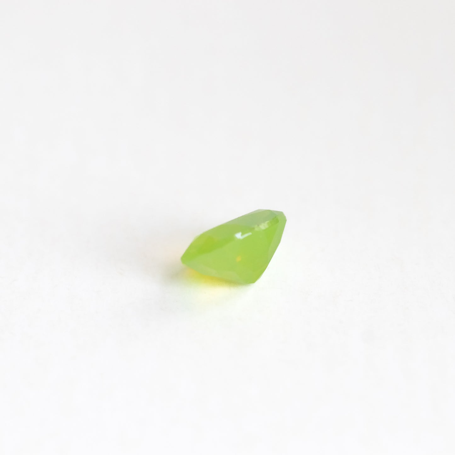 Nanosital #0012/1 Opal Kryptonite Medium Oval 10*8 mm