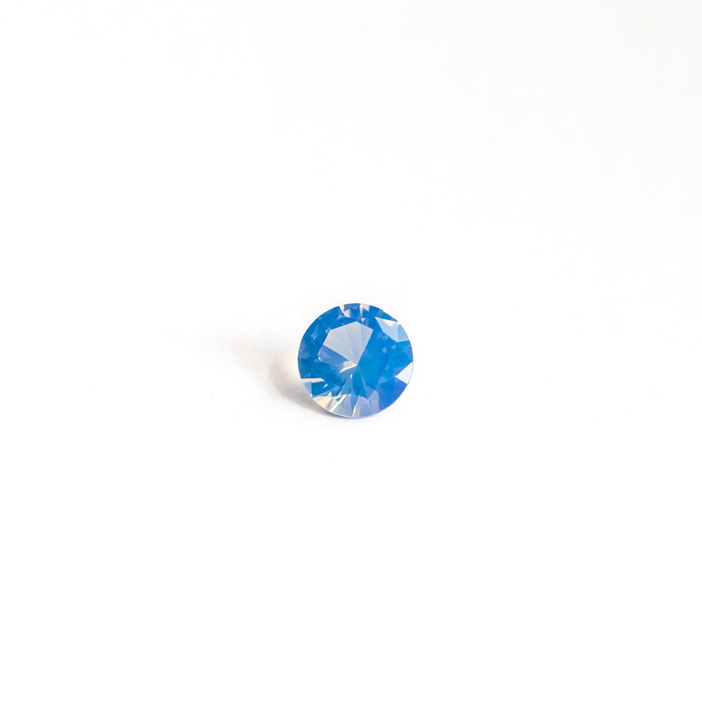 Nanosital #003/2 Chalcedony Blue Round 6 mm