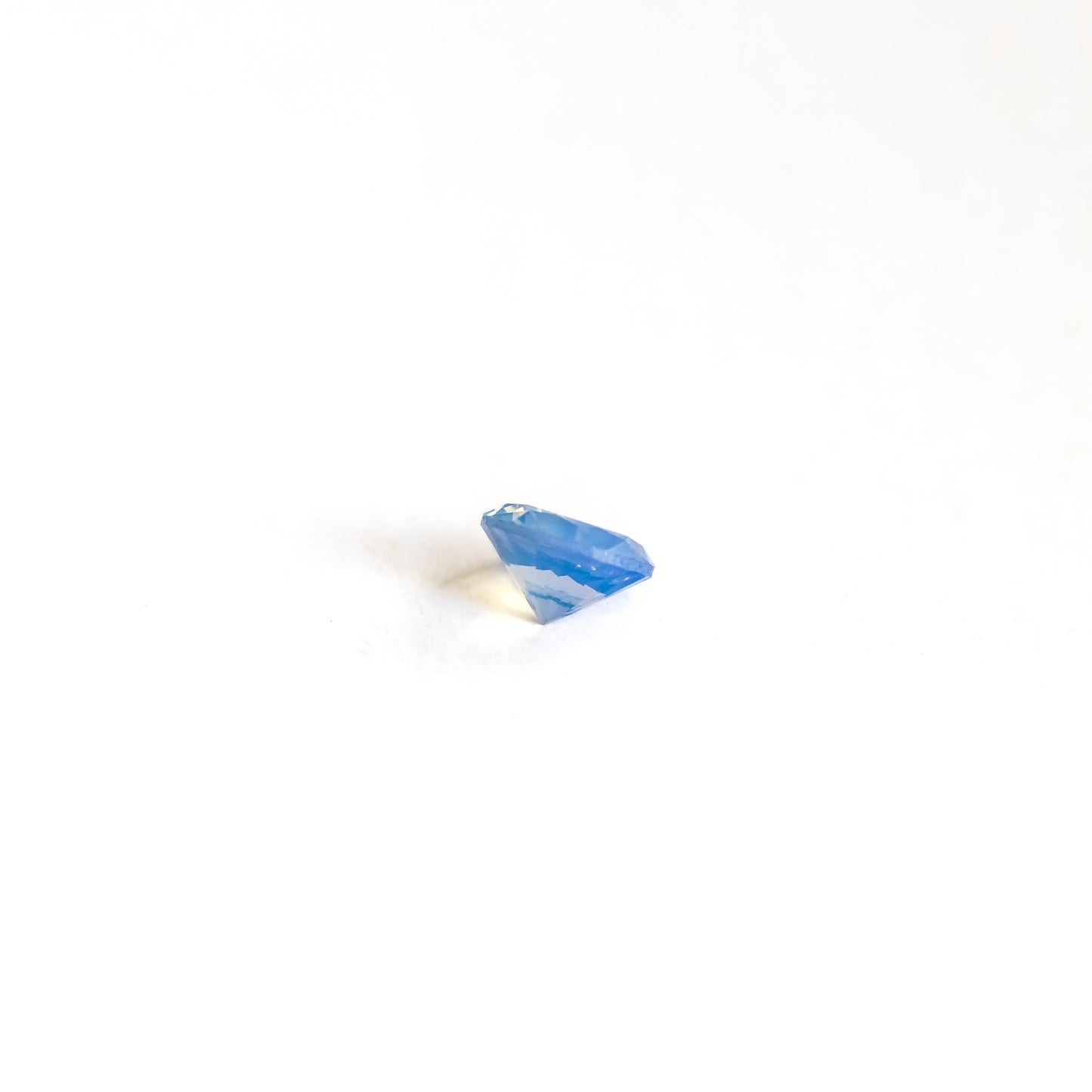 Nanosital #003/2 Chalcedony Blue Round 6 mm