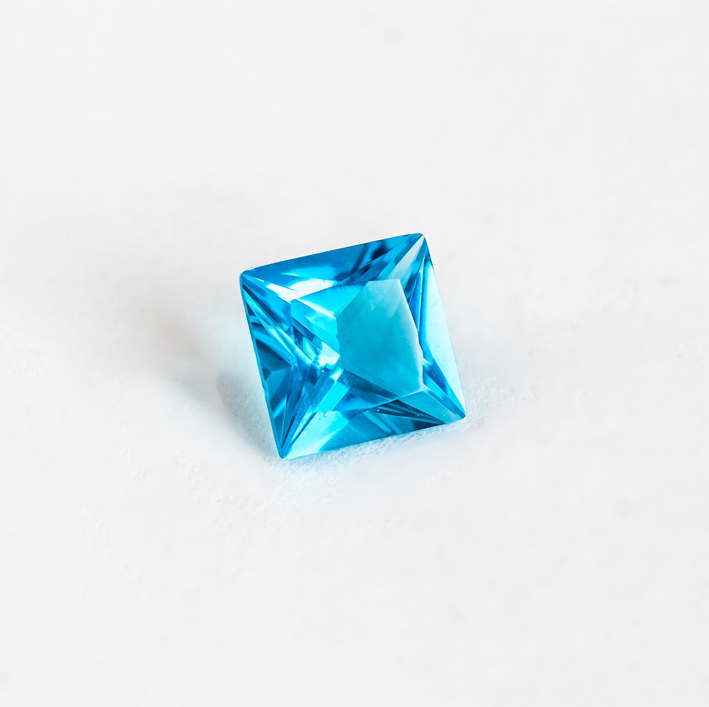 Nanosital #A-7408 Ultramarine Square 8 mm, 6 mm
