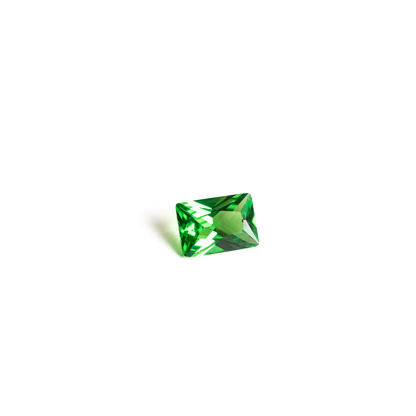 Nanosital #B-1713 Tsavorite Dark Baguette 7*5 mm