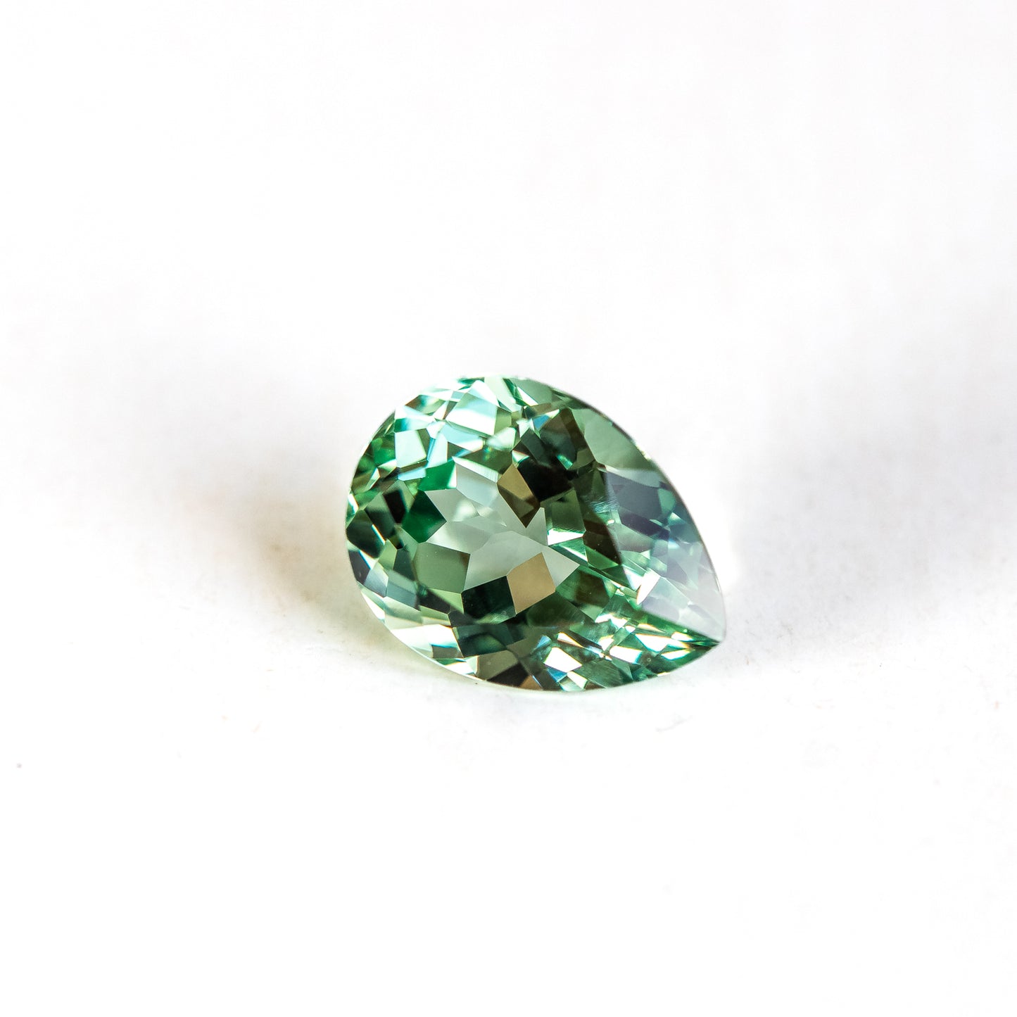Nanosital #A-2248 Amethyst Green Pear 16*12 mm