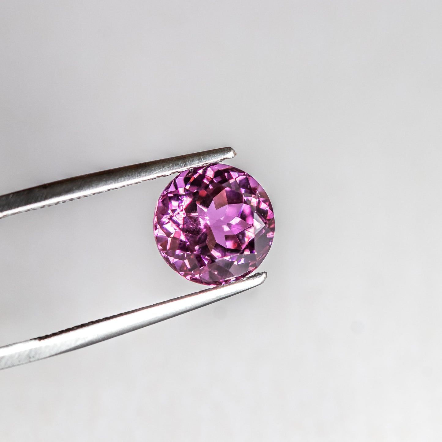 Nanosital #A-2449 Rhodolite Round 10 mm