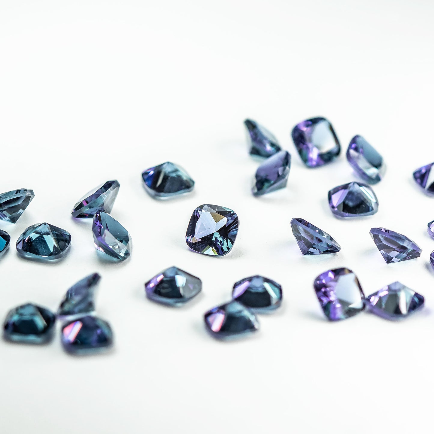 Nanosital #E-116 Color Change Cushion 6*6 mm