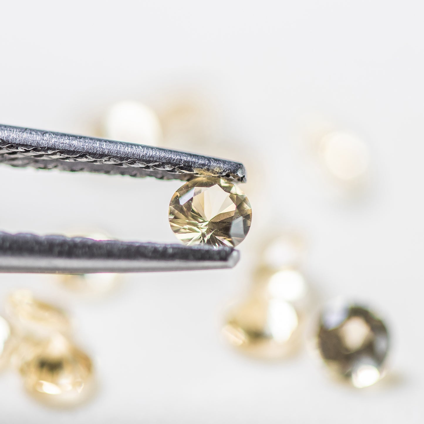 Nanosital #E-399 Gold Round 8 mm, 6.5 mm, 4 mm