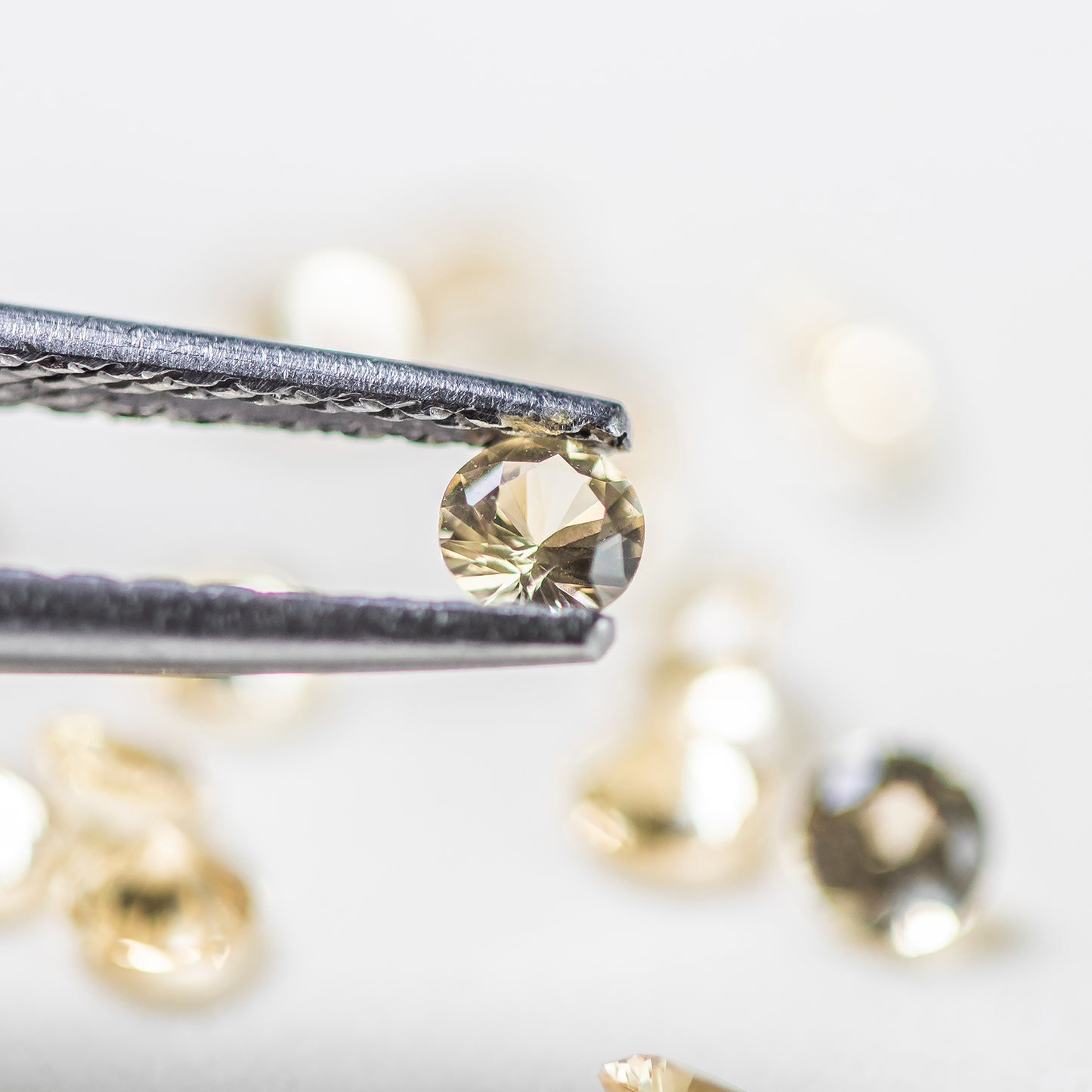 Nanosital #E-399 Gold Round 8 mm, 6.5 mm, 4 mm