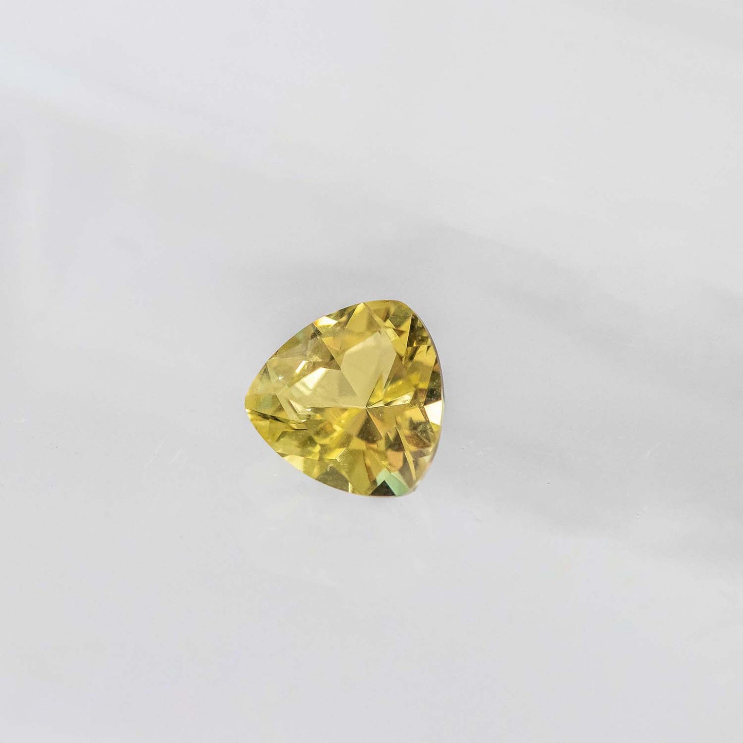 Nanosital #204 Color Change Trillion 8*8 mm