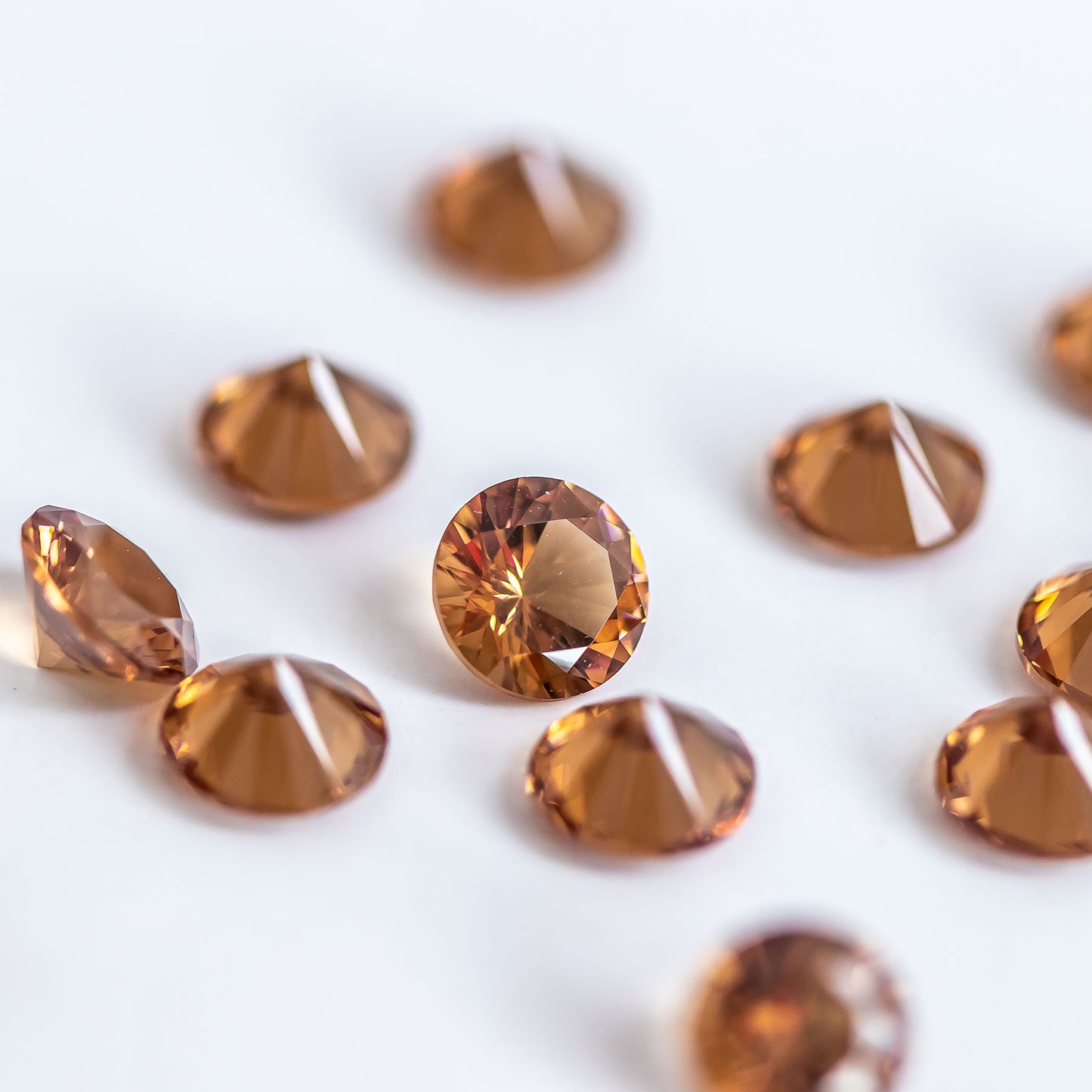 Nanosital #E-112 Color Change Round 6 mm