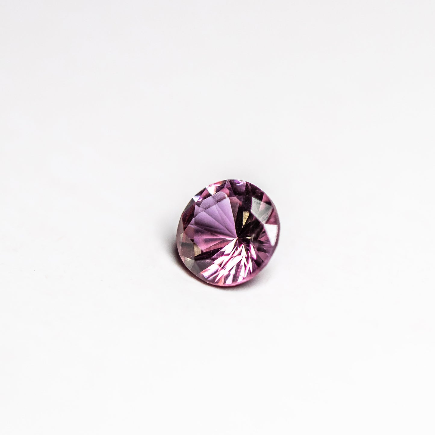 Nanosital #A-2708 Color Change Round 6 mm