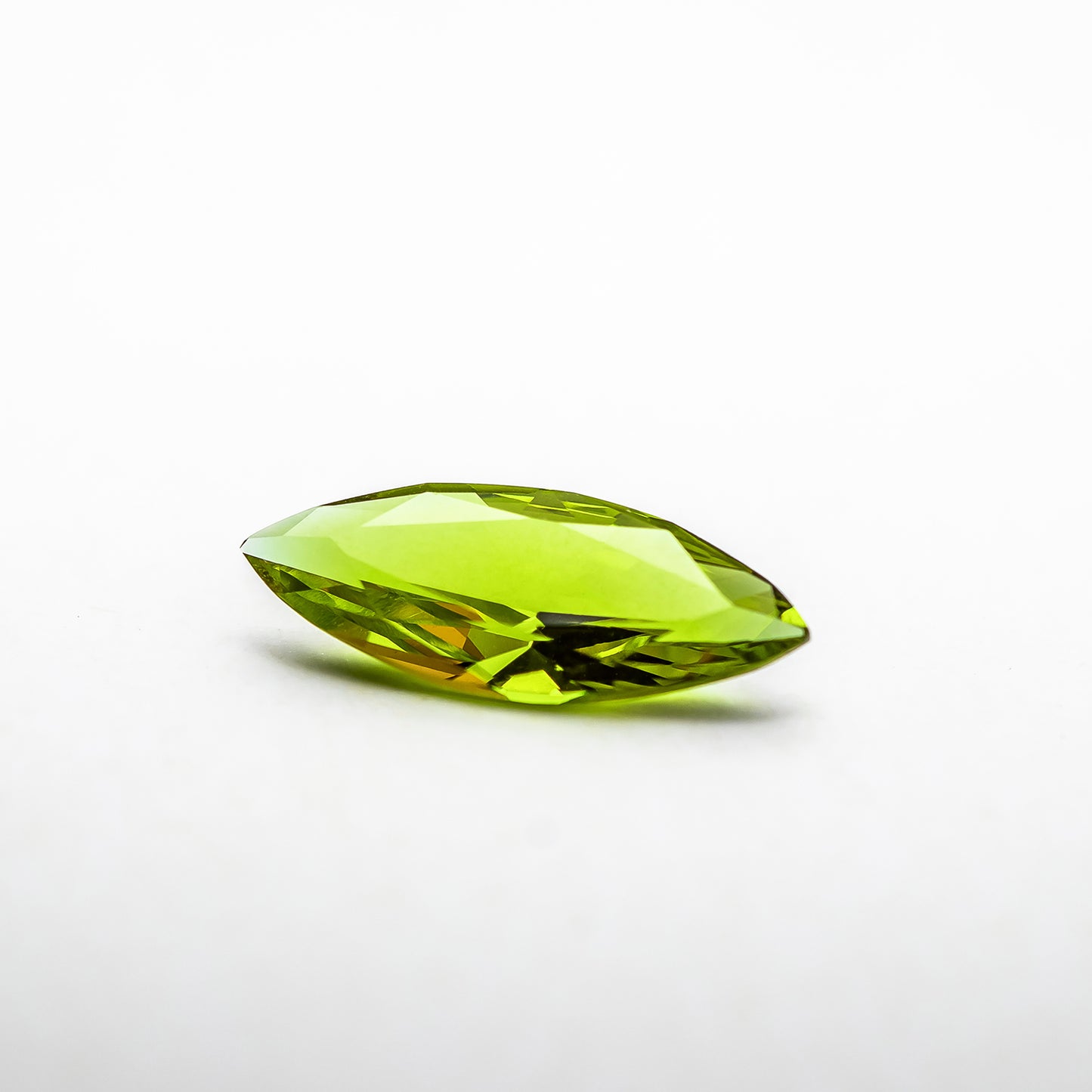 Nanosital #ANZ-1536 Diaspore Zultanite Color Change Marquise 15*6 mm