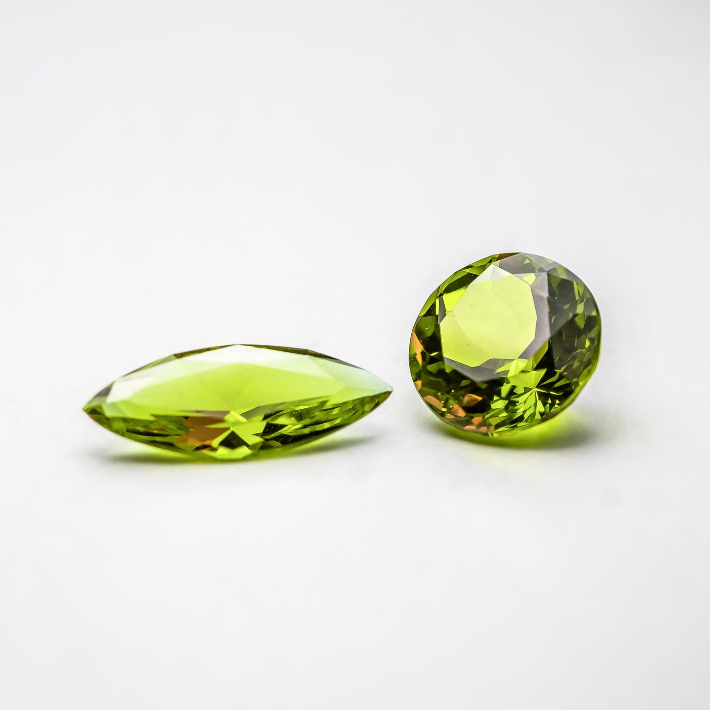 Nanosital #ANZ-1536 Diaspore Zultanite Color Change Marquise 15*6 mm