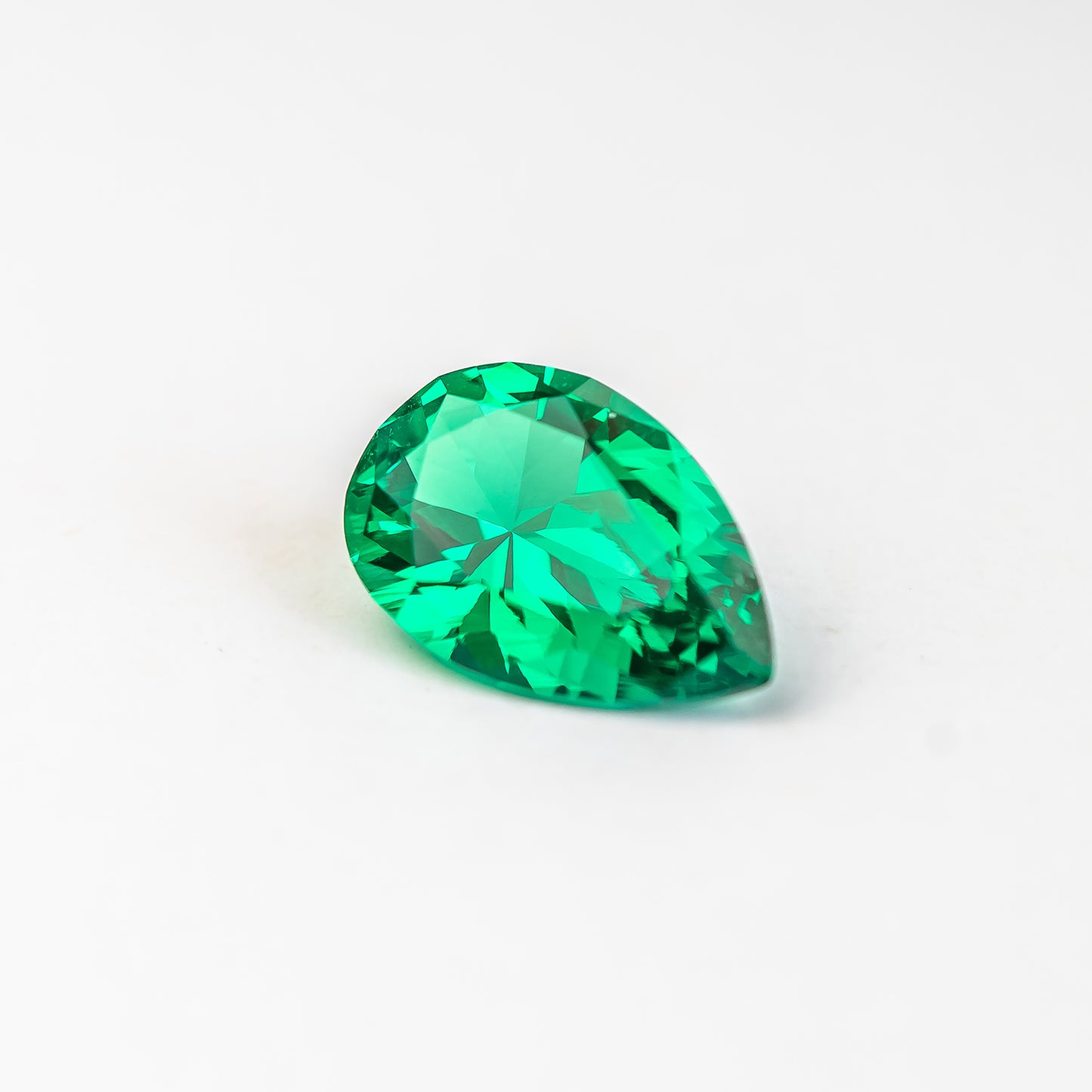 Nanosital #0/2 Emerald Pear 12*8 mm, 10*7 mm, 9*6 mm