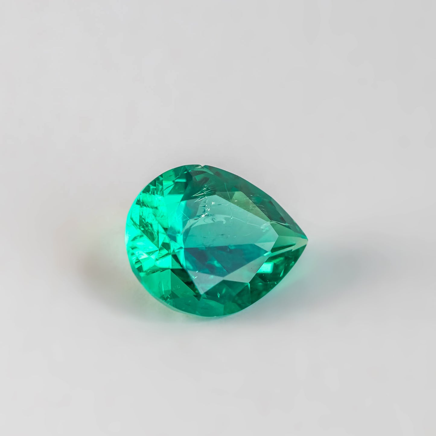 Nanosital #Z 0/4 Emerald with inclusions Pear 16*13 mm