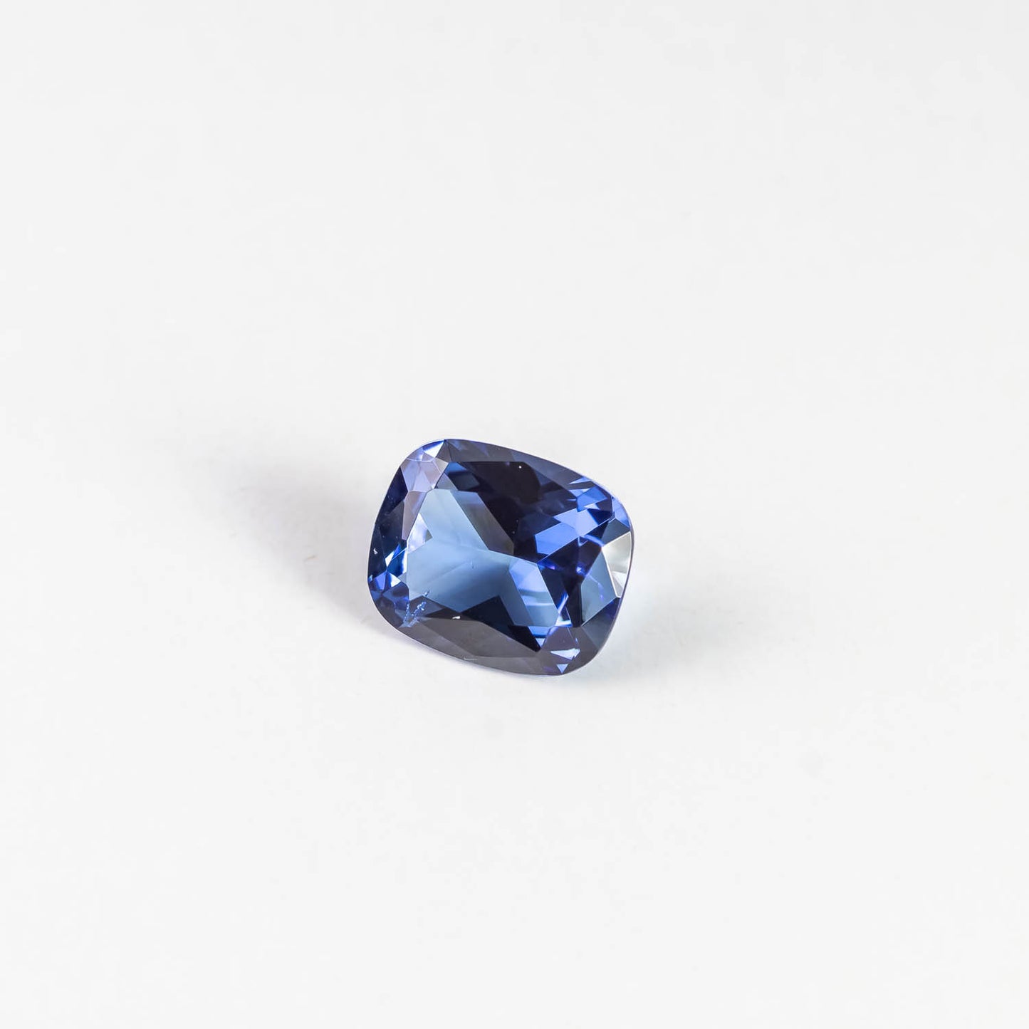 Nanosital #A-472 Sapphire Blue Light Cushion 12*10 mm