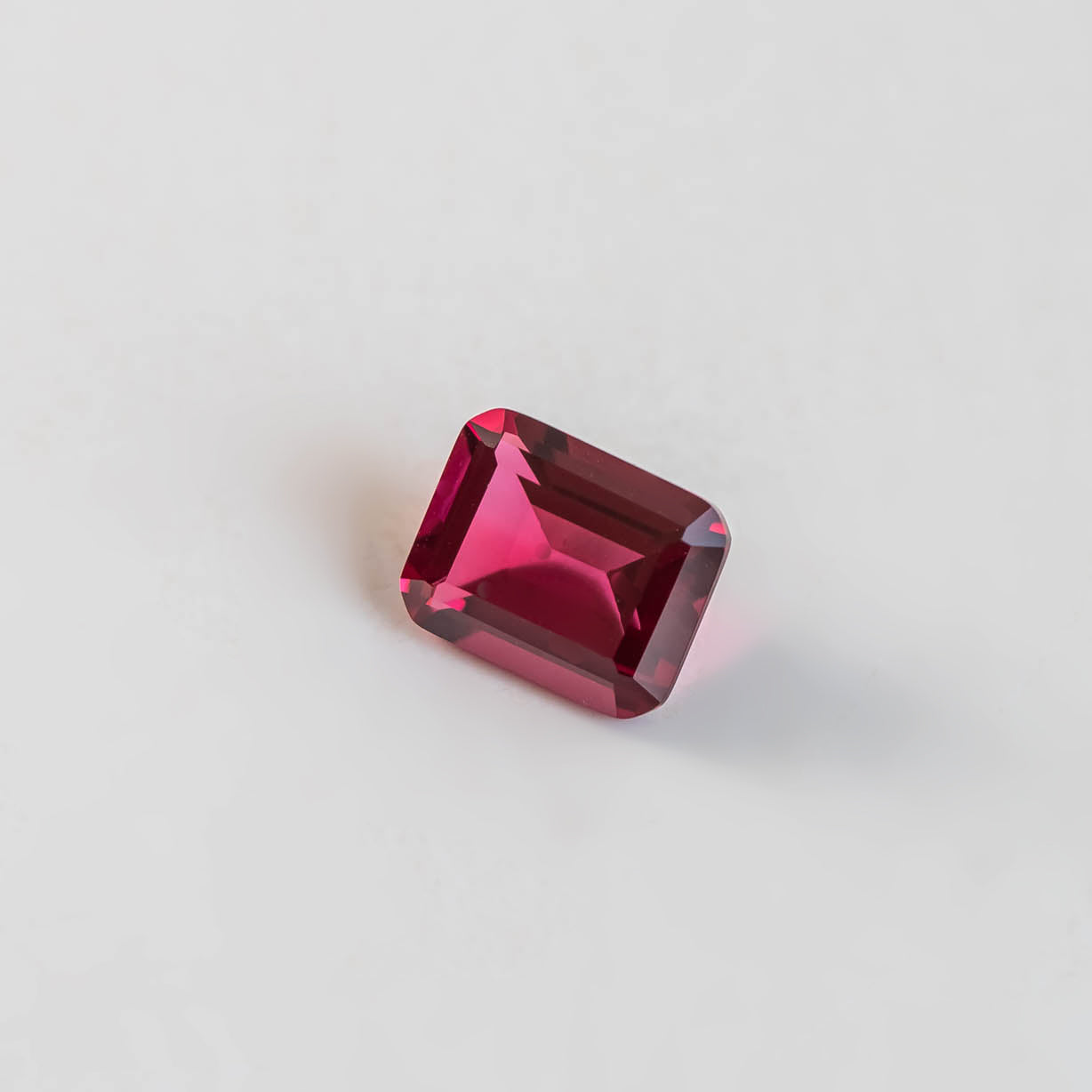 Nanosital #B-30 Red Spinel Octagon 10*8 mm