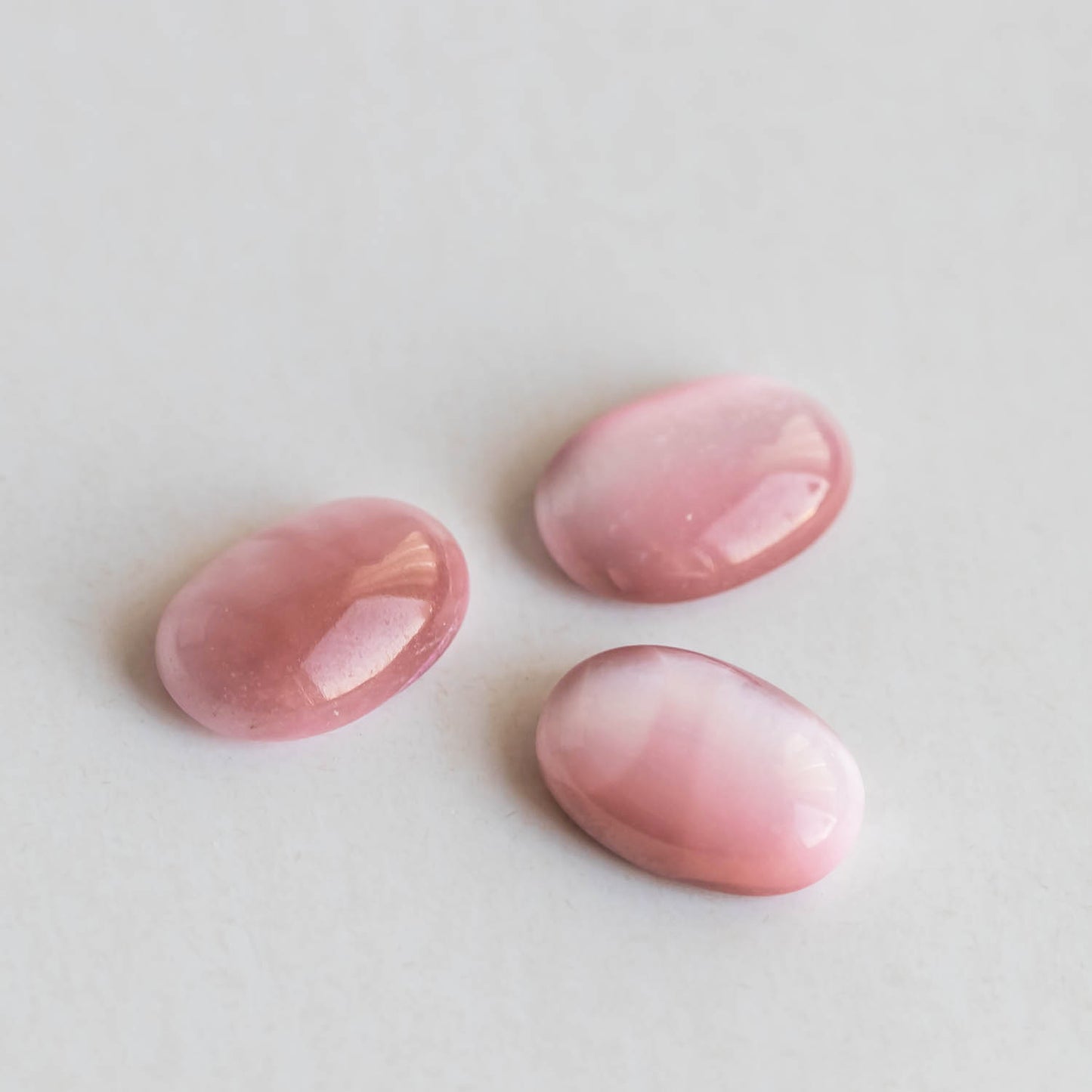 Nanosital #A-8551 Cat's eye Pink Oval Cab 14*10 mm