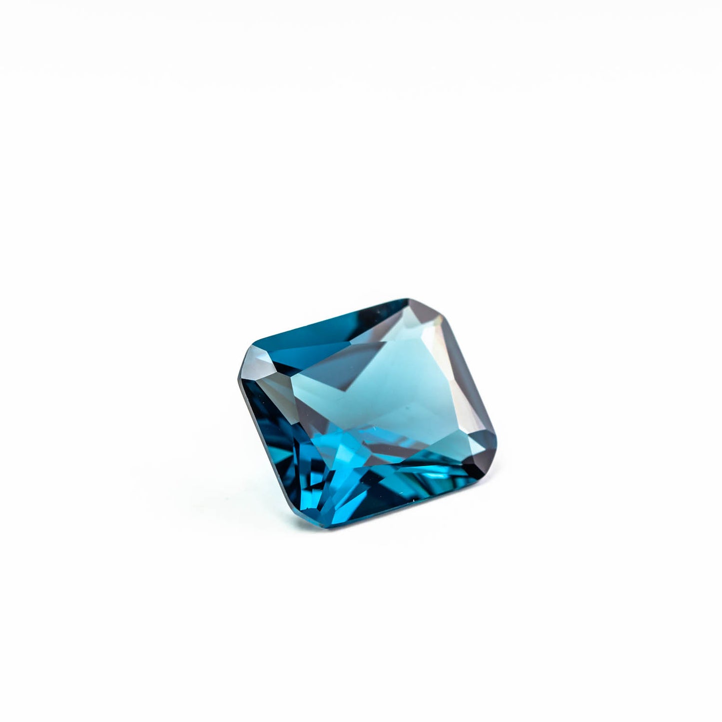 Nanosital #46 London Blue Topaz Octagon 14*12 mm