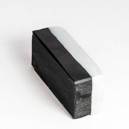 Nanosital Bi-color #0001 + #0004 Black and White Opaque rough 0.114 kg
