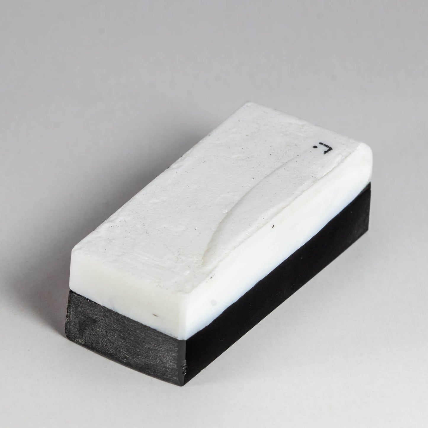 Nanosital Bi-color #0001 + #0004 Black and White Opaque rough 0.114 kg
