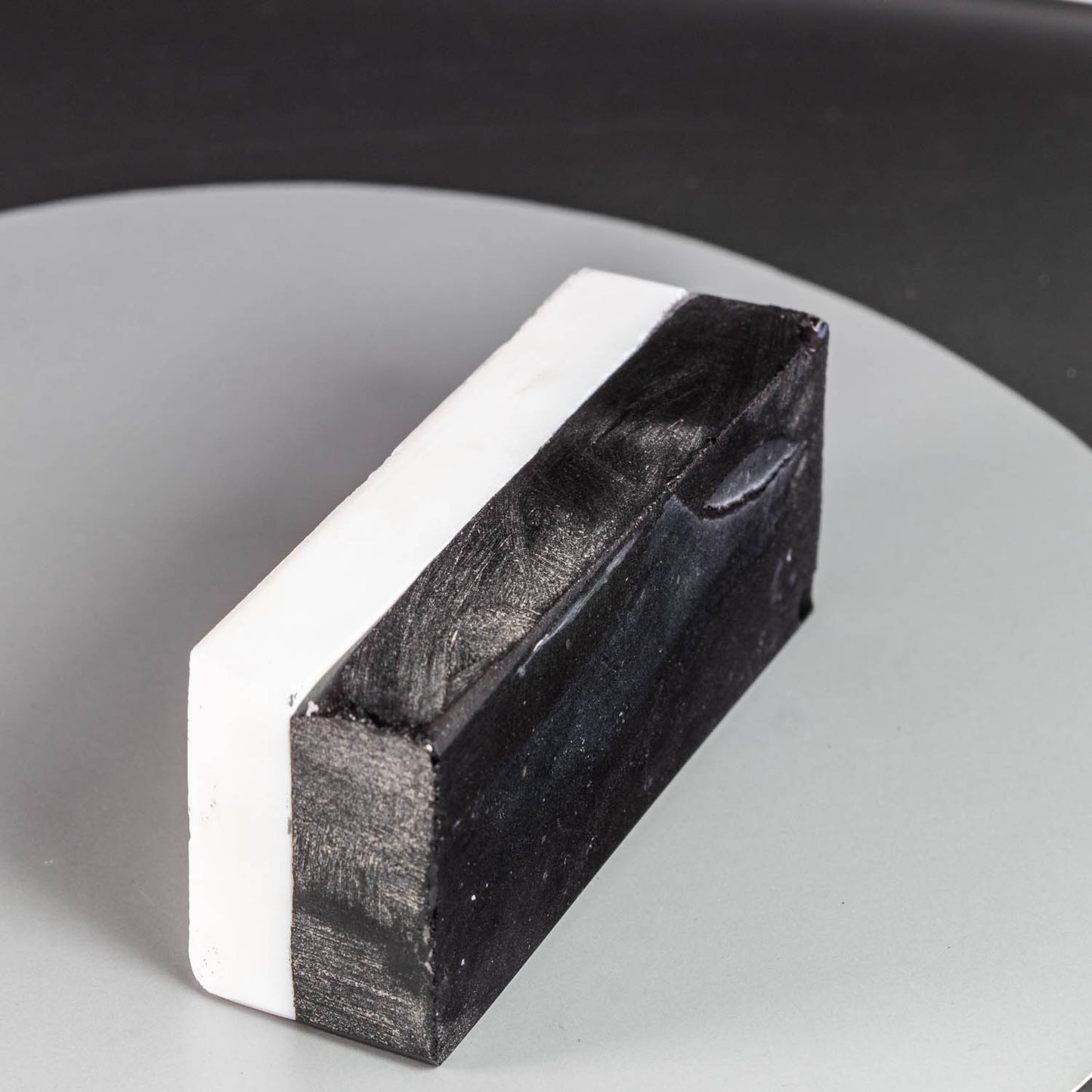 Nanosital Bi-color #0001 + #0004 Black and White Opaque rough 0.114 kg