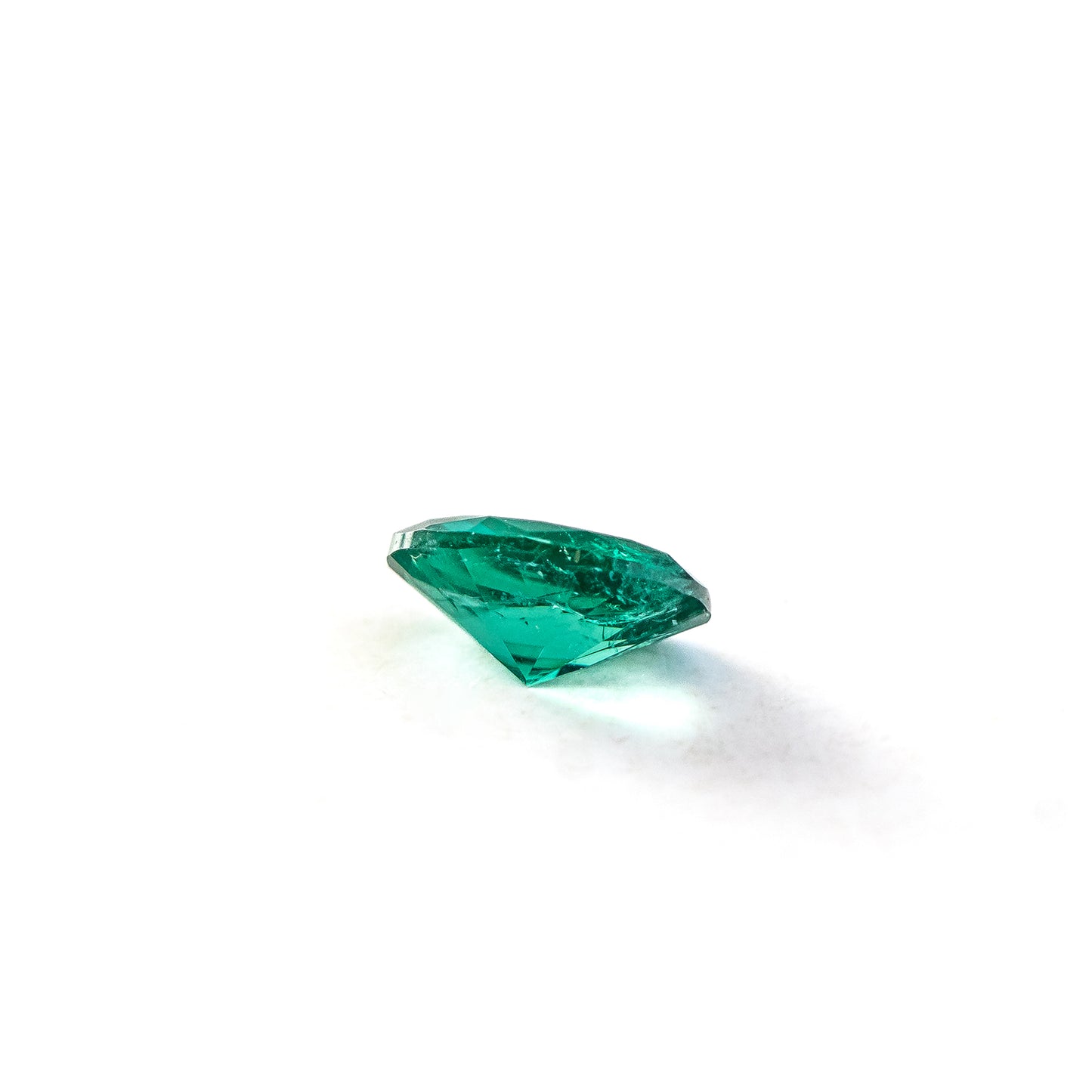 Nanosital #Z-22 Emerald with inclusions Oval 8*6 mm
