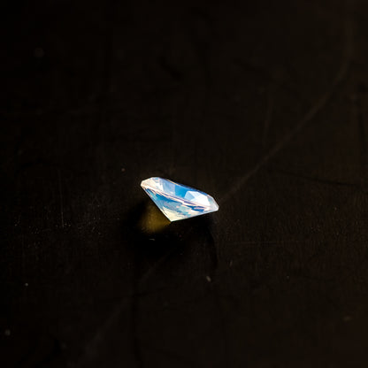Nanosital #001 White Opal Oval 8*6 mm, 6*4 mm