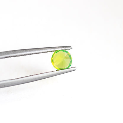 Nanosital #0011/1 Opal Kryptonite Light Round 6 mm