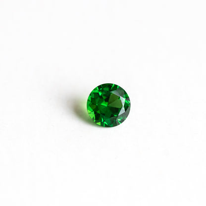 Nanosital #B-1713 Tsavorite Dark Round 8 mm