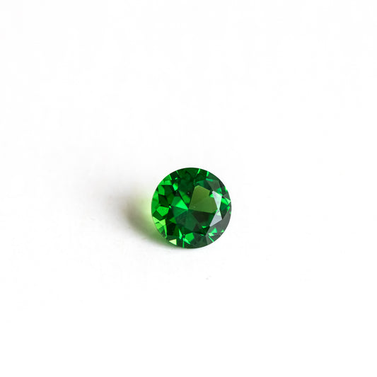 Nanosital #B-1713 Tsavorite Dark Round 8 mm