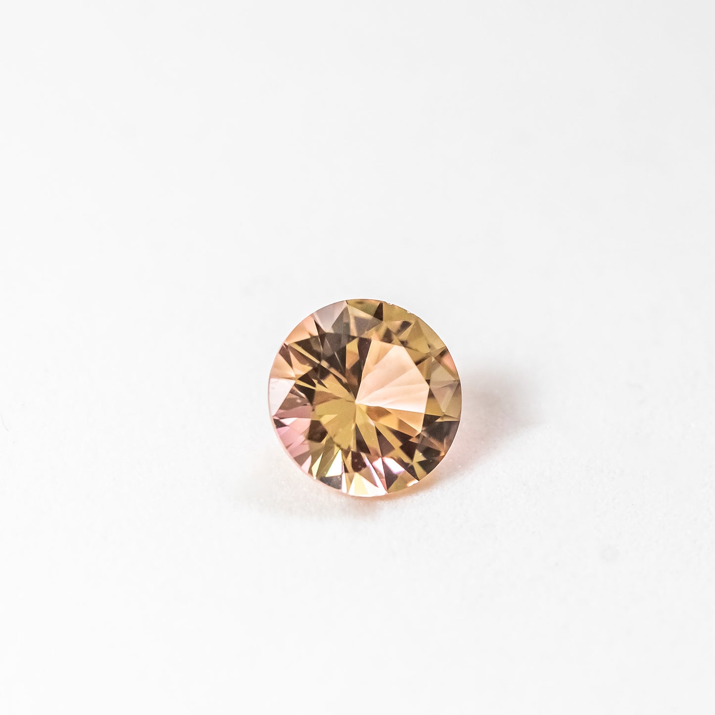 Nanosital #B-4828 Sapphire Peach Round 8 mm, 6.5 mm
