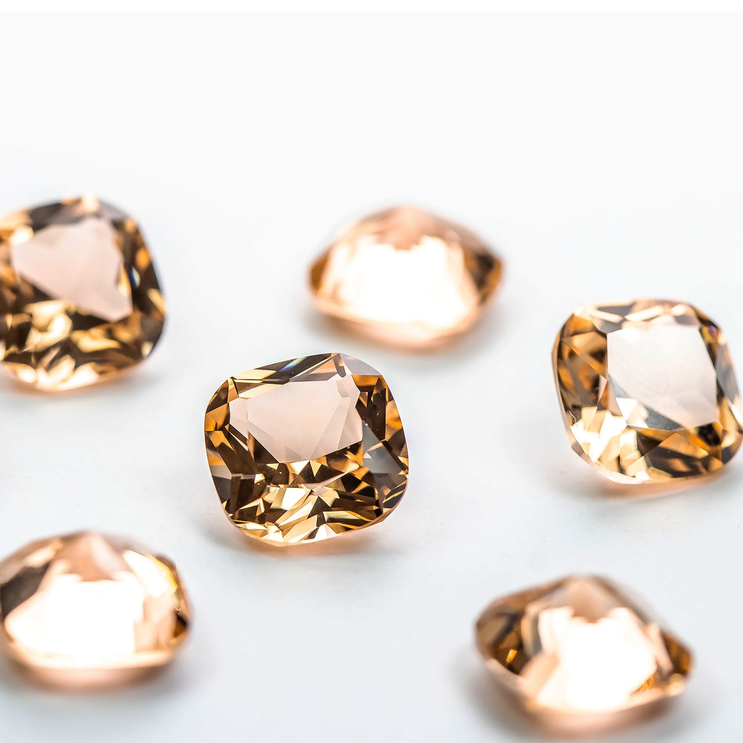 Nanosital #B-4828 Sapphire Peach Cushion 10*10 mm