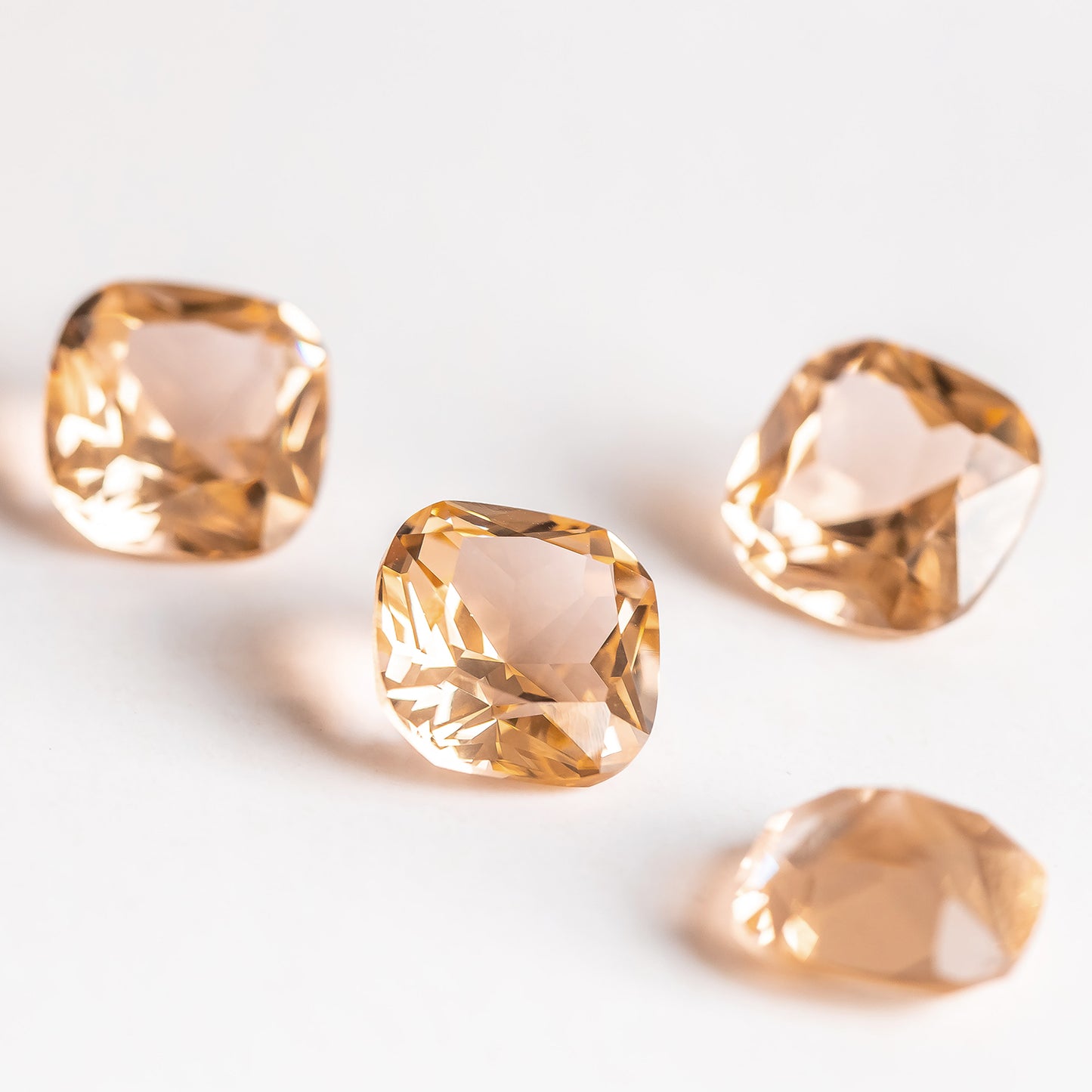 Nanosital #B-4828 Sapphire Peach Cushion 10*10 mm