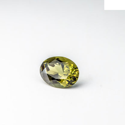 Nanosital #14 Peridot Dark Oval 10*8 mm, 9*7 mm