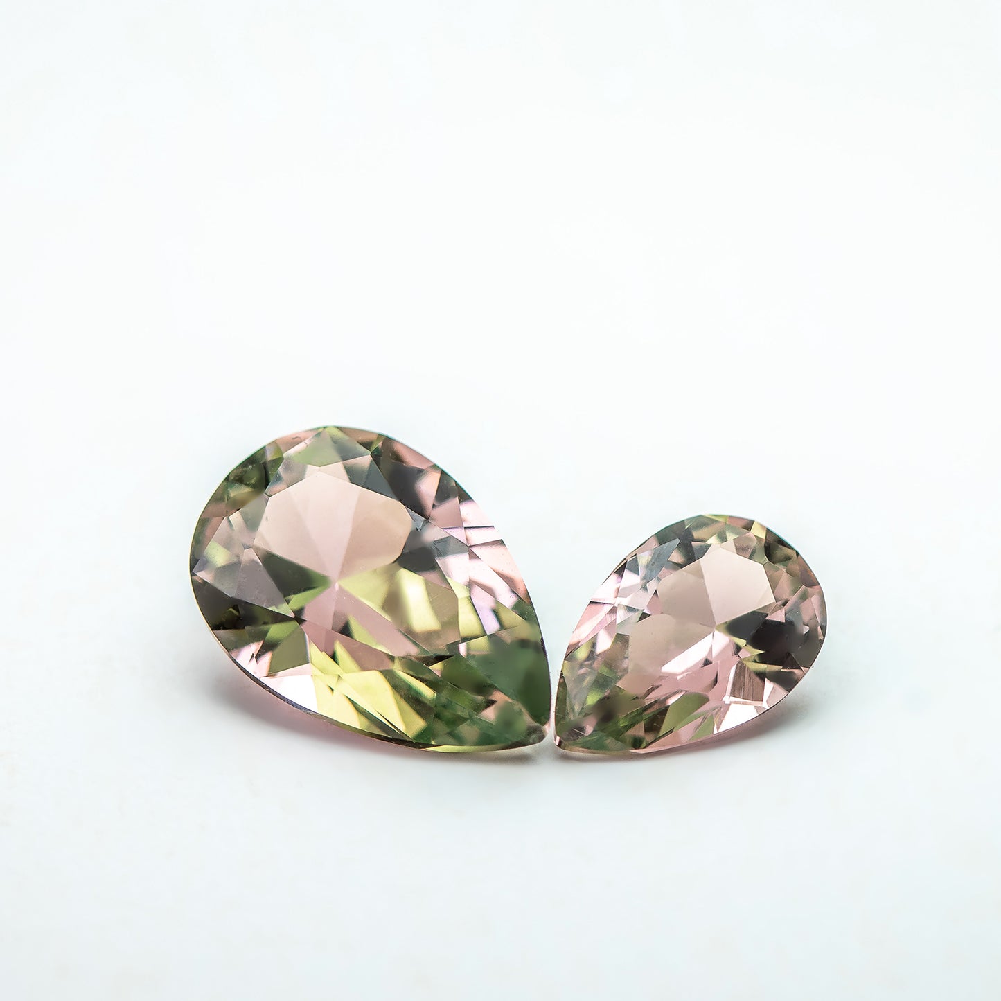 Nanosital #205 Color Change Pear 12*8 mm, Pear 9*6 mm