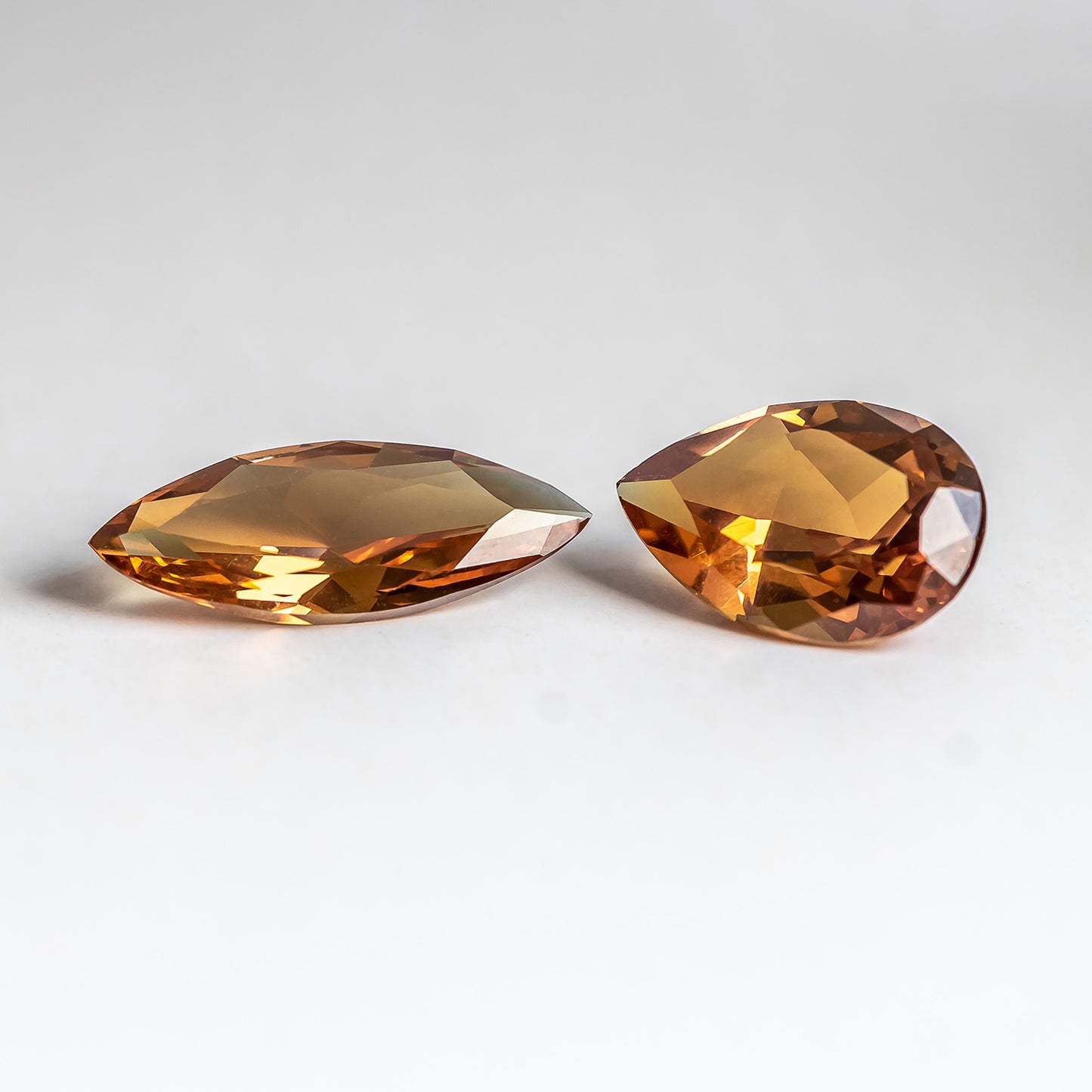 Nanosital #ANZ-1536 Diaspore Zultanite Color Change Marquise 15*6 mm